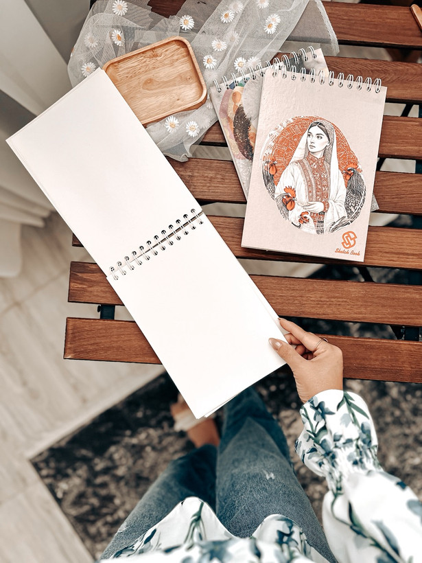 دفترچه نقاشی و یادداشت 04