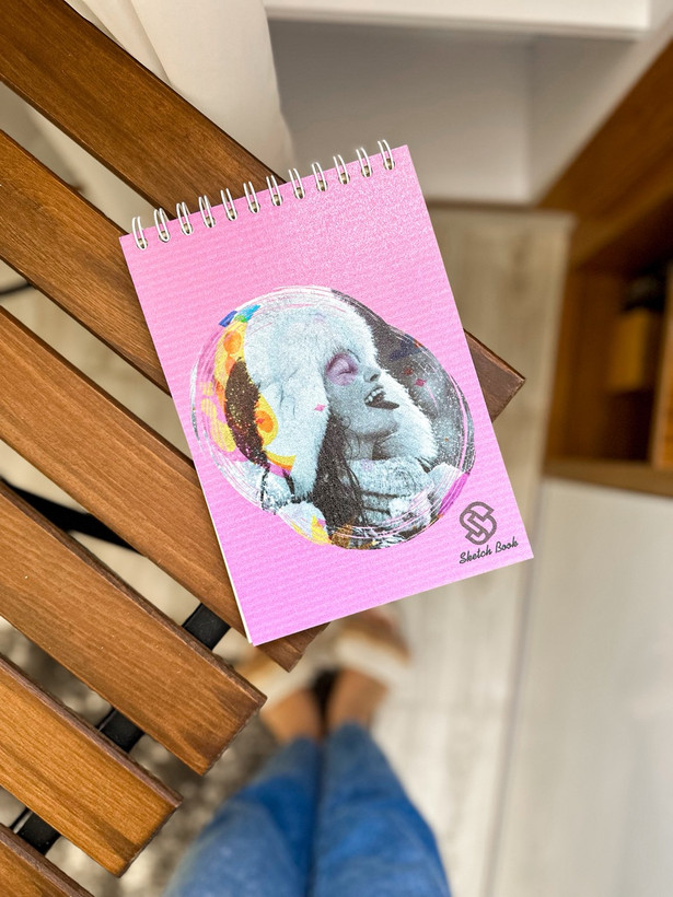 دفترچه نقاشی و یادداشت 08